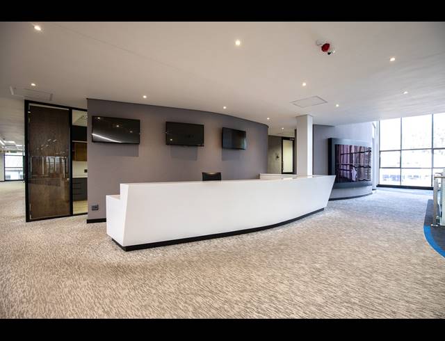 5,591M² OFFICE FOR SALE IN DIE WILGERS